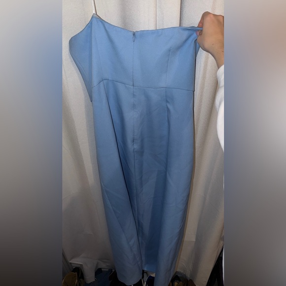 Elliatt Elegant Strapless Blue Dress - Picture 5 of 8